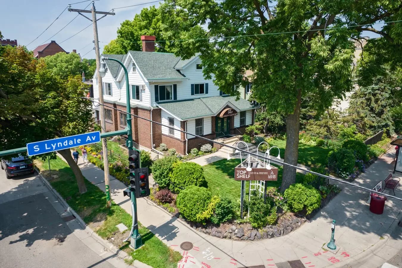 3040 Lyndale Suite 205 - Main view