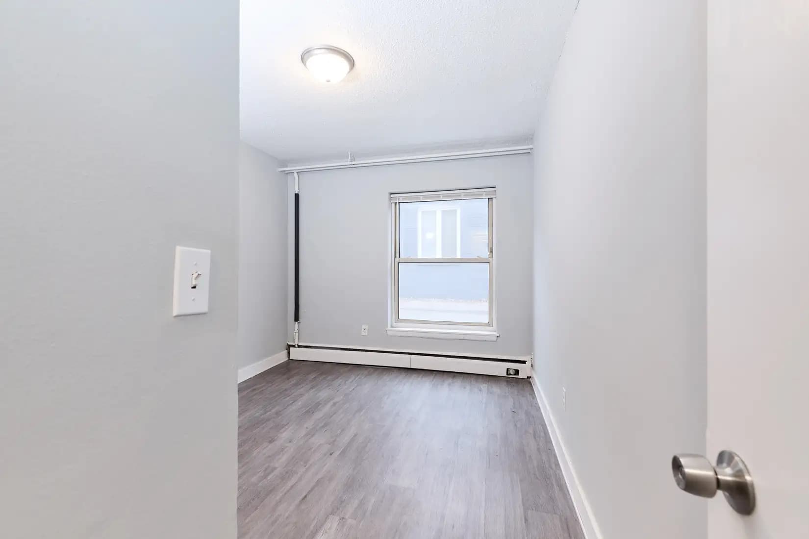 2110 Park Ave - View 10